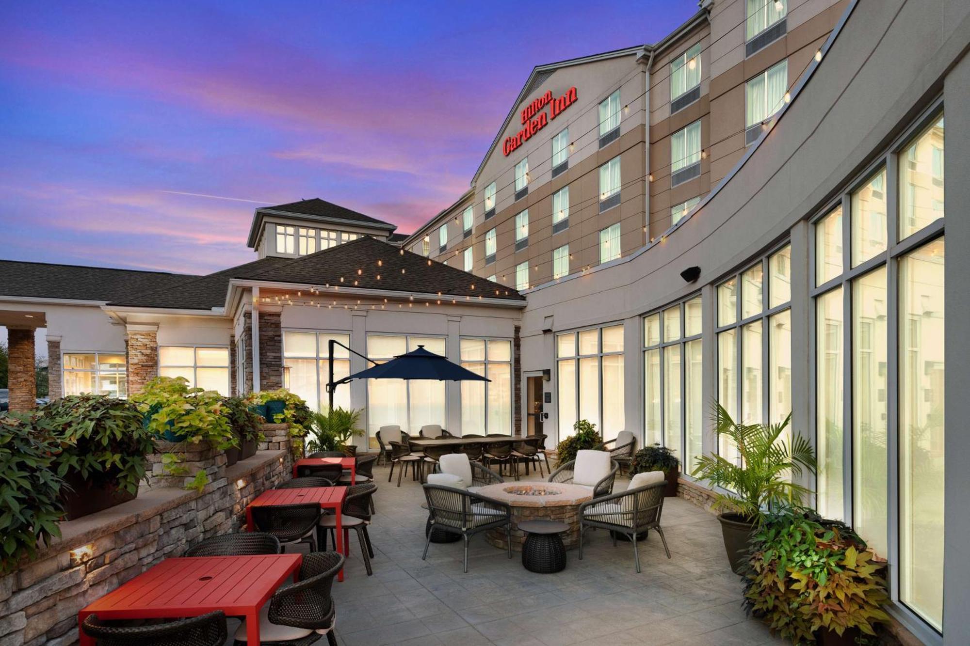 Hilton Garden Inn Valley Forge/Oaks Exterior foto