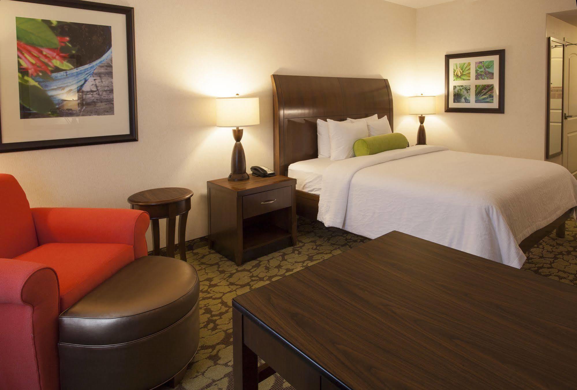 Hilton Garden Inn Valley Forge/Oaks Exterior foto